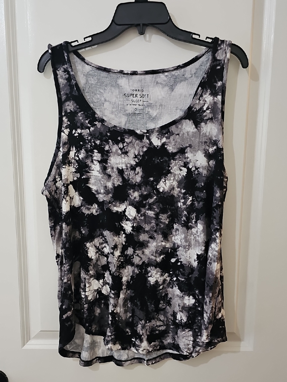 torrid Black & Gray Tie-Dye Ribbed Tank
